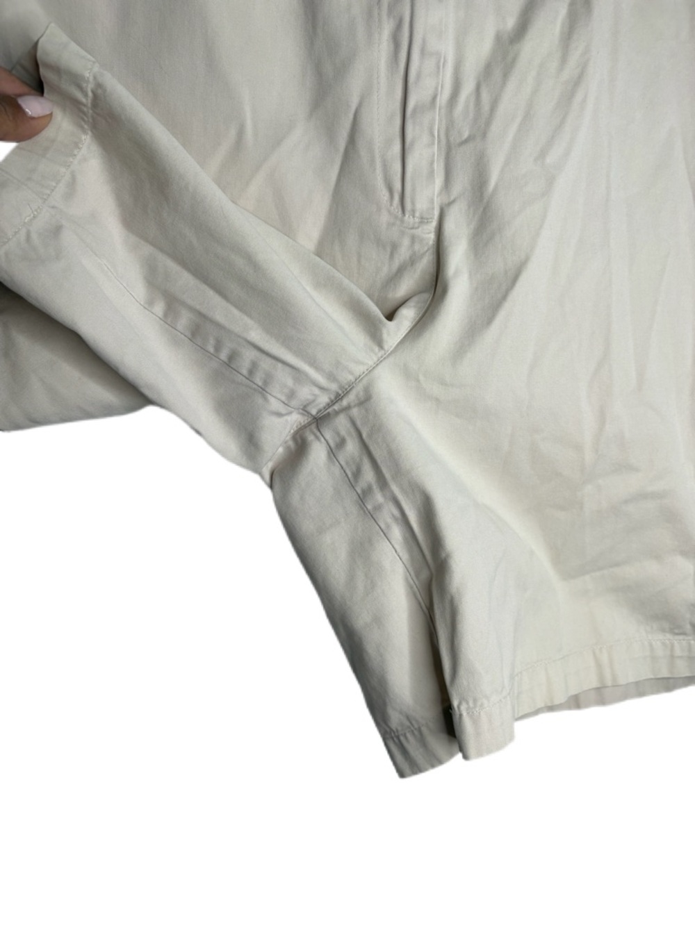Disneyland Resort Beige Men’s Cotton Shorts - Embroidered Mickey Logo - Picture 3 of 7